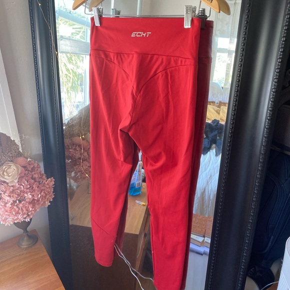 ECHT Size L Red tights - Picture 2 of 3